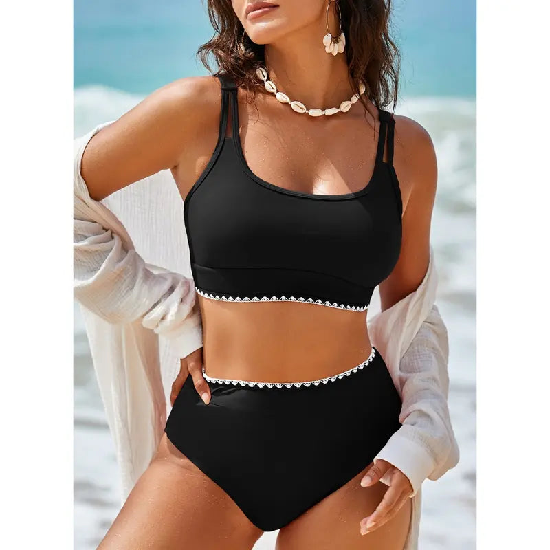 EMMA | Your confident tummy-flattening bikini