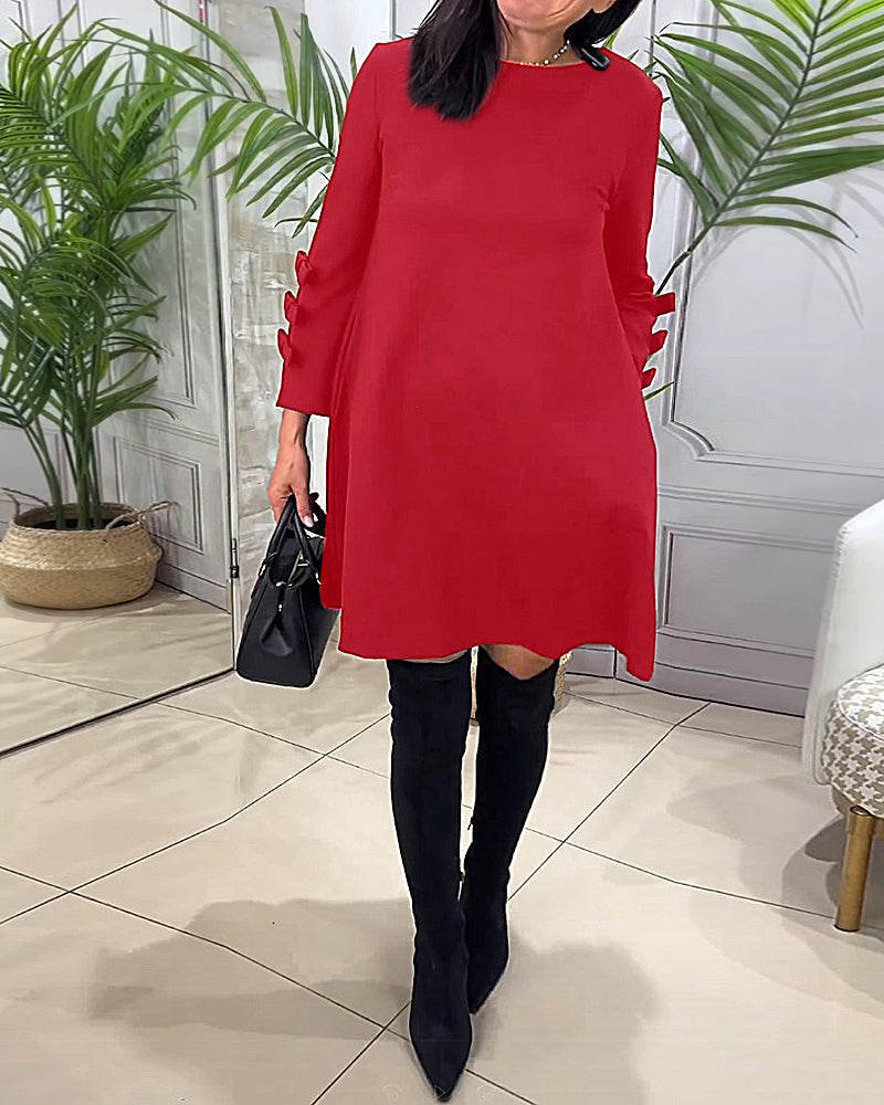 Casual Knee-Length Dress with Long Sleeves