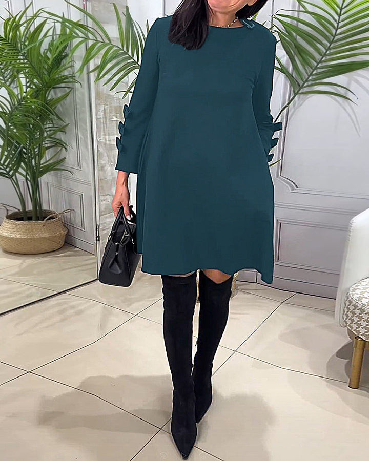 Casual Knee-Length Dress with Long Sleeves