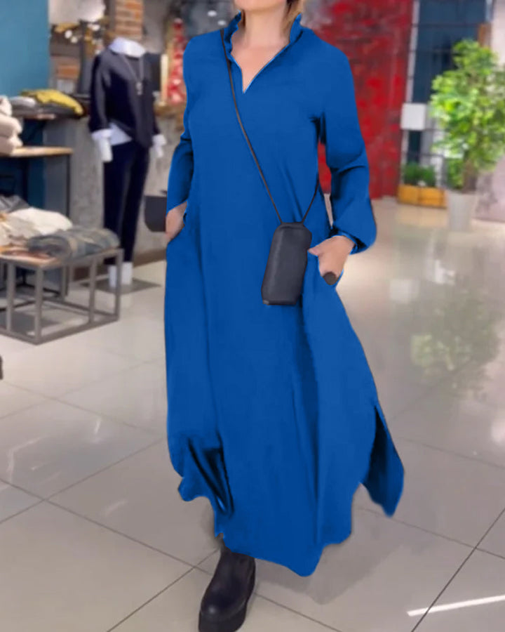 Long loose dress with lapels and side slit