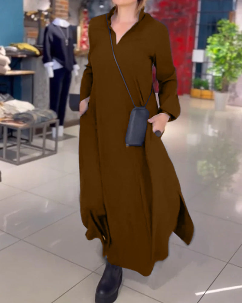 Long loose dress with lapels and side slit