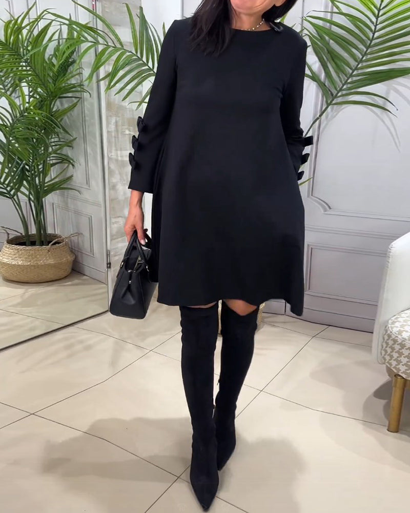 Casual Knee-Length Dress with Long Sleeves