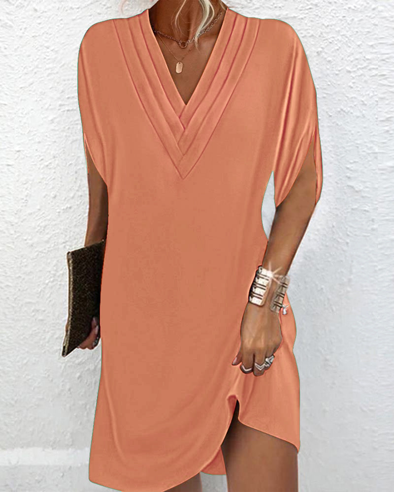 Elegant Dress with Split Sleeves in Solid Color